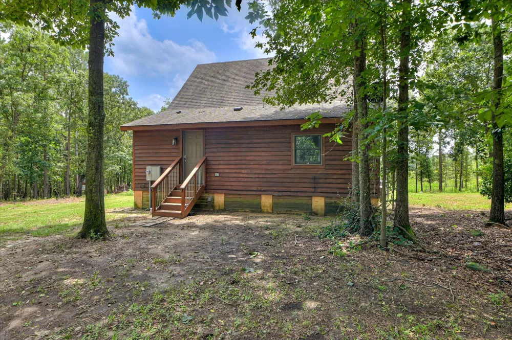 196 Brodie Hall Road Wagener, SC 29164