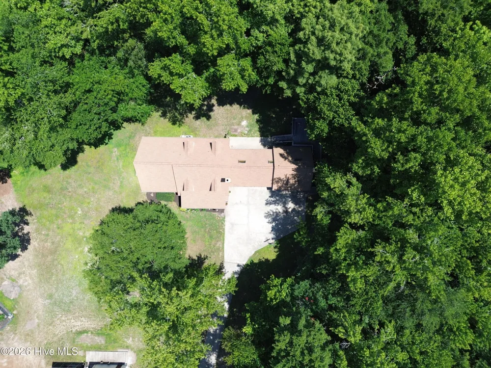 735 Daniels Road Corapeake, NC 27926