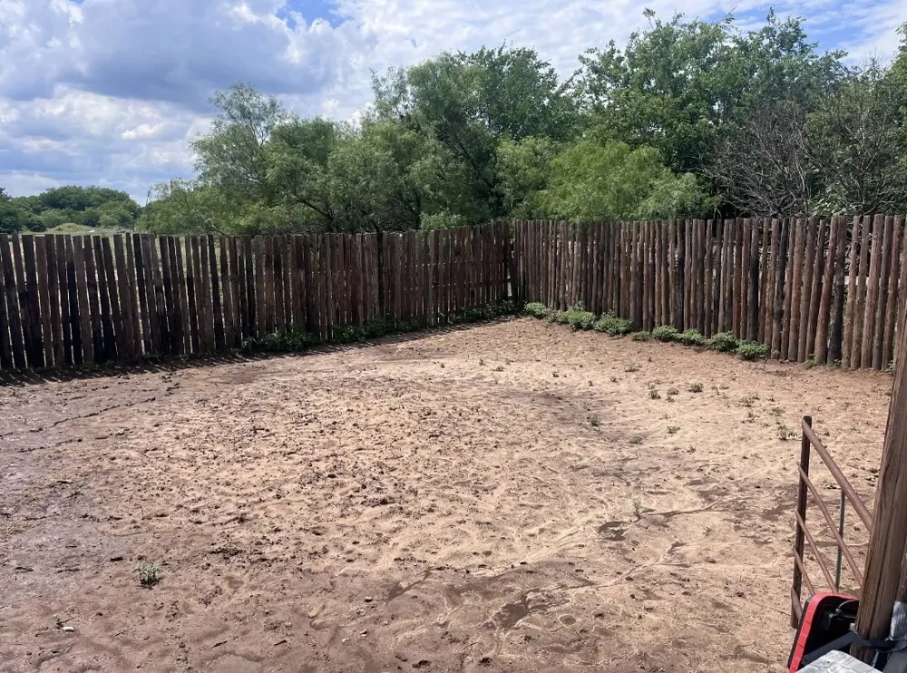 901 W Cherokee Avenue Comanche, TX 76442