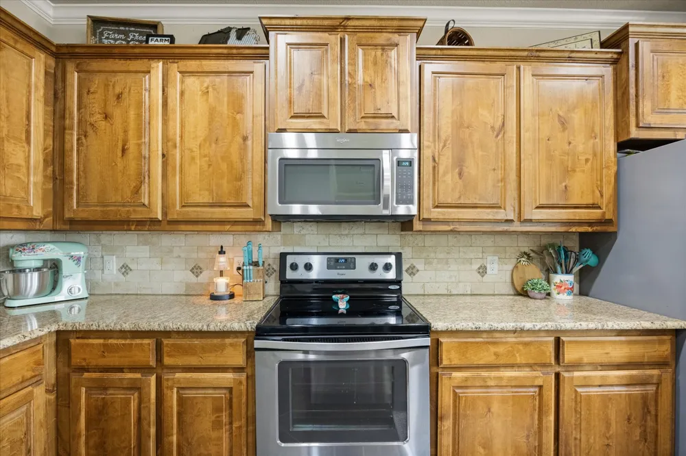 711 Denali Court Tolar, TX 76476