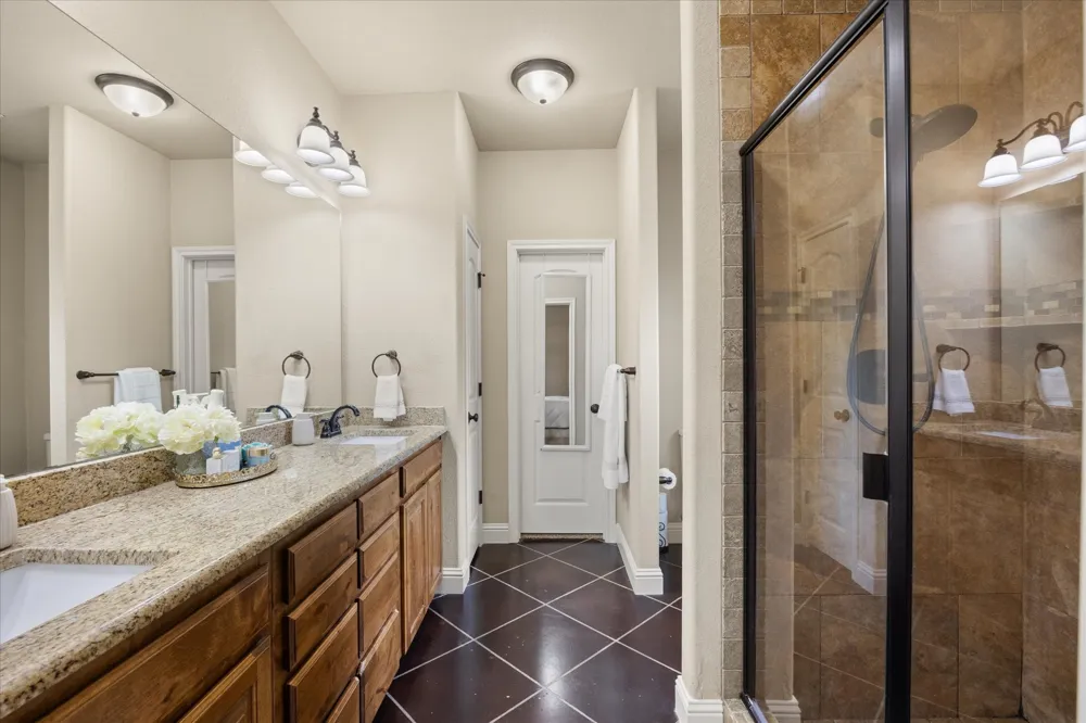 711 Denali Court Tolar, TX 76476