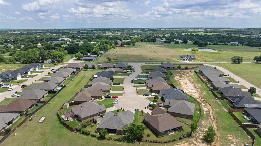 711 Denali Court Tolar, TX 76476