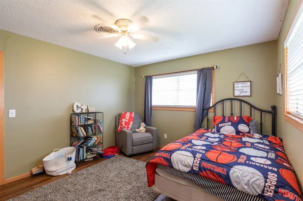405 S Breustedt Street Weinert, TX 76388
