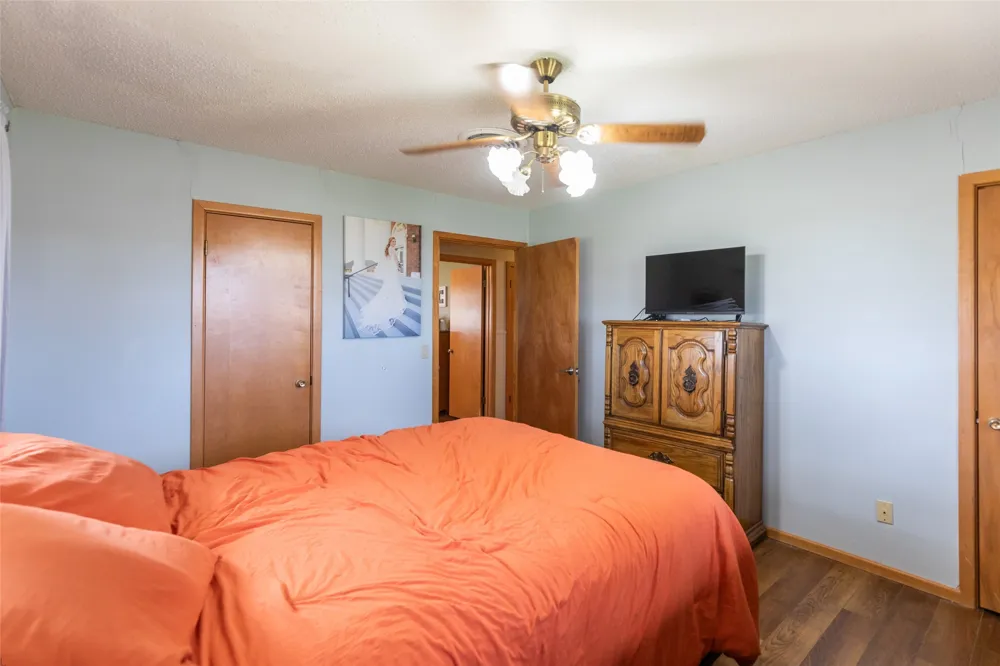 405 S Breustedt Street Weinert, TX 76388