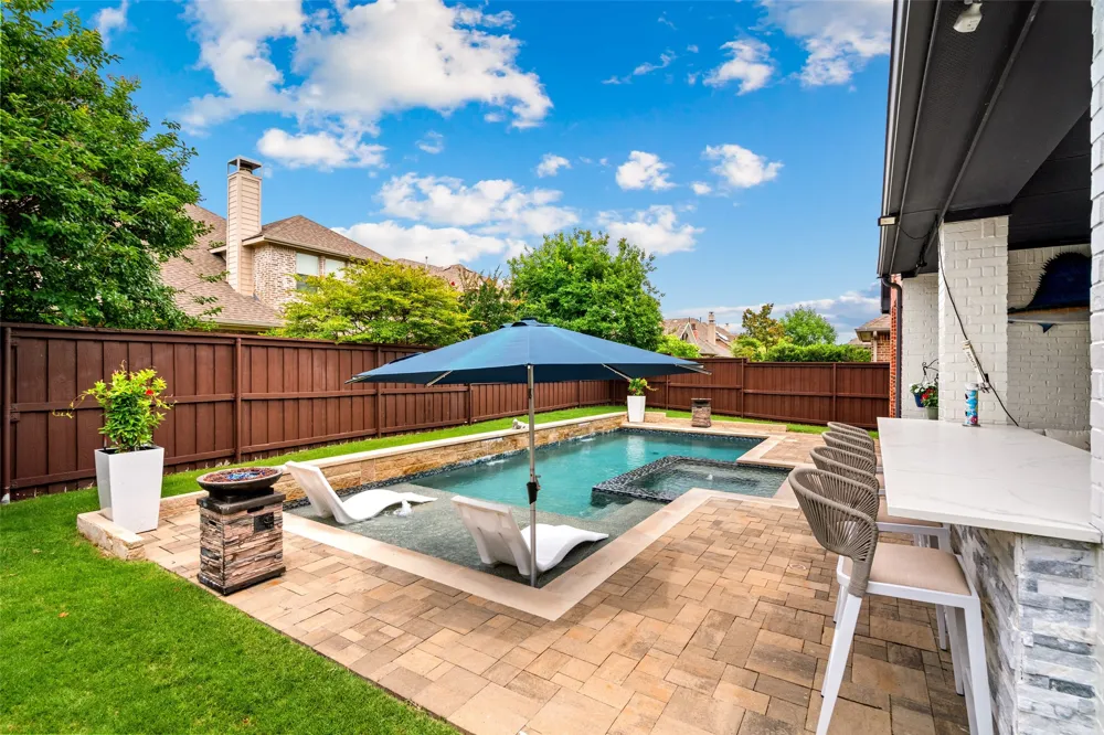 3017 Little Mill The Colony, TX 75056