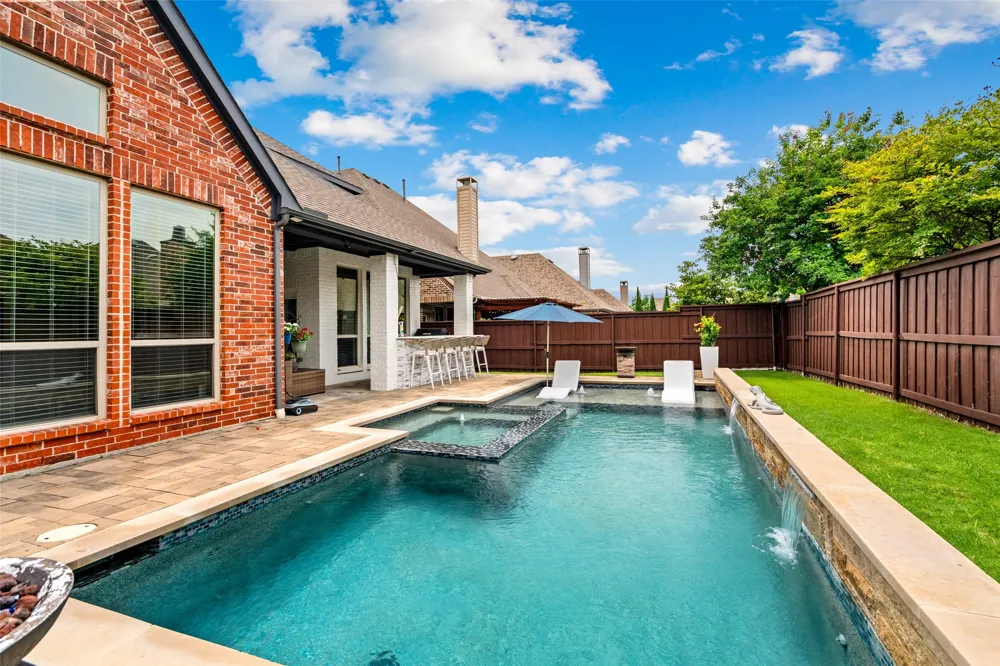 3017 Little Mill The Colony, TX 75056