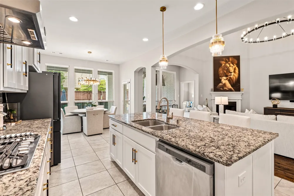 3017 Little Mill The Colony, TX 75056