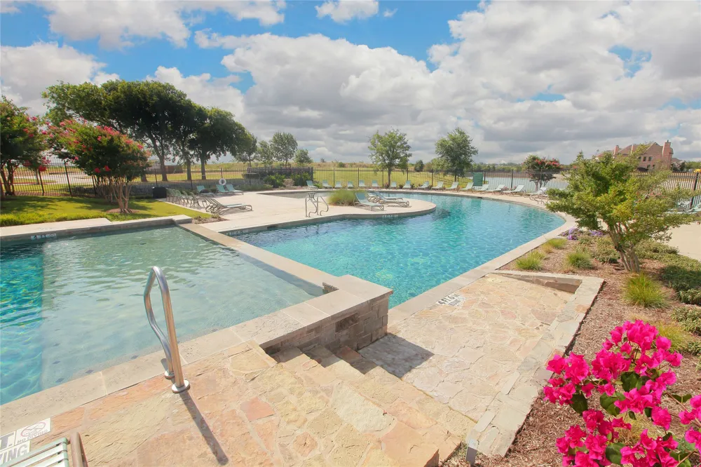 3017 Little Mill The Colony, TX 75056