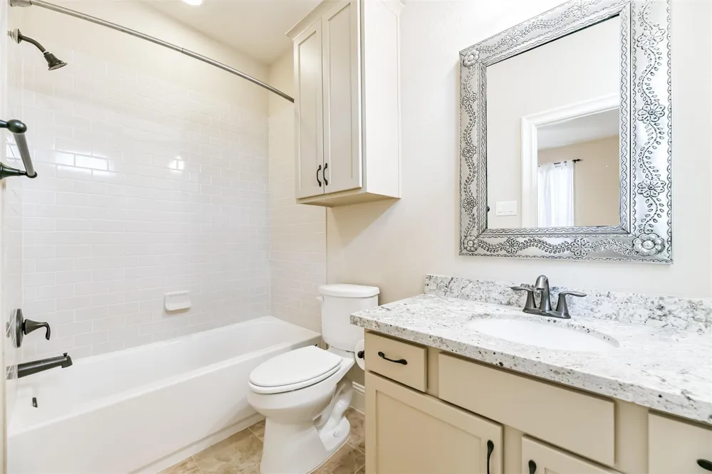 18721 Egret Oaks Lane Webster, TX 77058