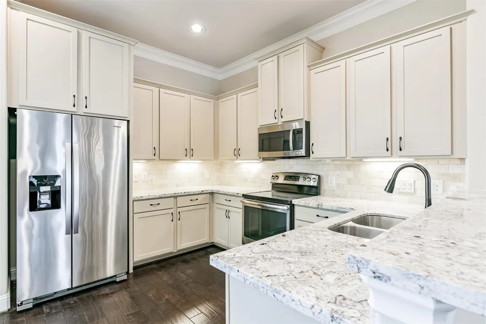 18721 Egret Oaks Lane Webster, TX 77058