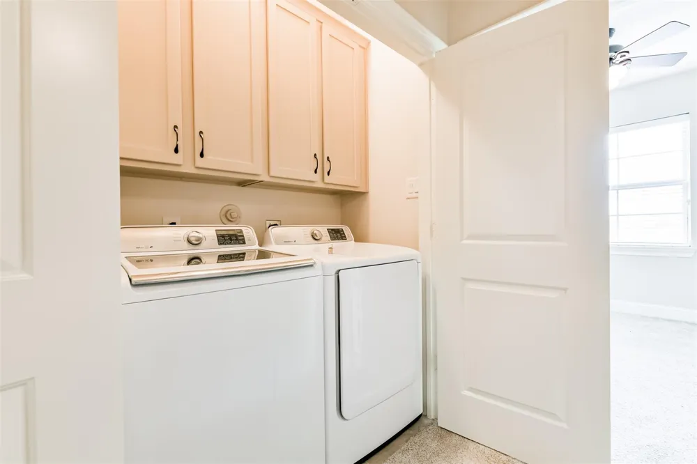 18721 Egret Oaks Lane Webster, TX 77058