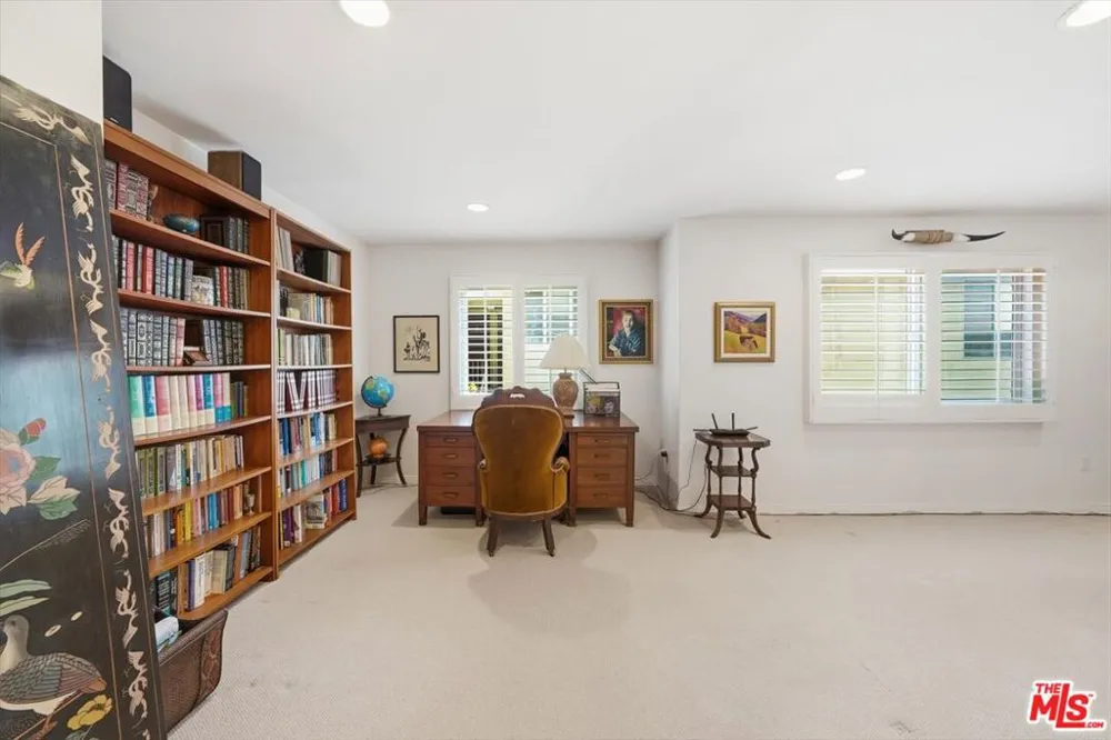 1043 11th Street #3 Santa Monica, CA 90403