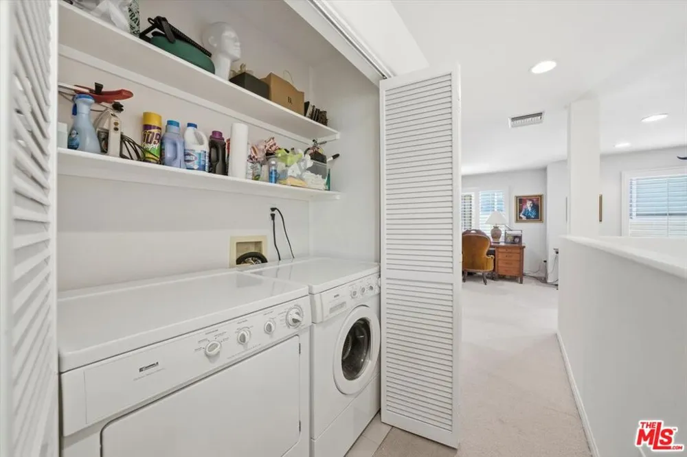1043 11th Street #3 Santa Monica, CA 90403
