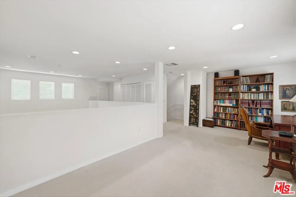 1043 11th Street #3 Santa Monica, CA 90403