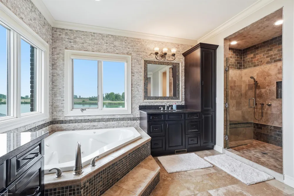 67729 Seven Lakes Court Washington Township, MI 48095