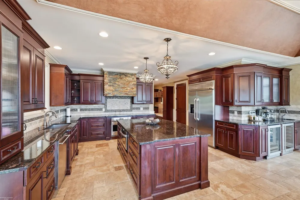 67729 Seven Lakes Court Washington Township, MI 48095