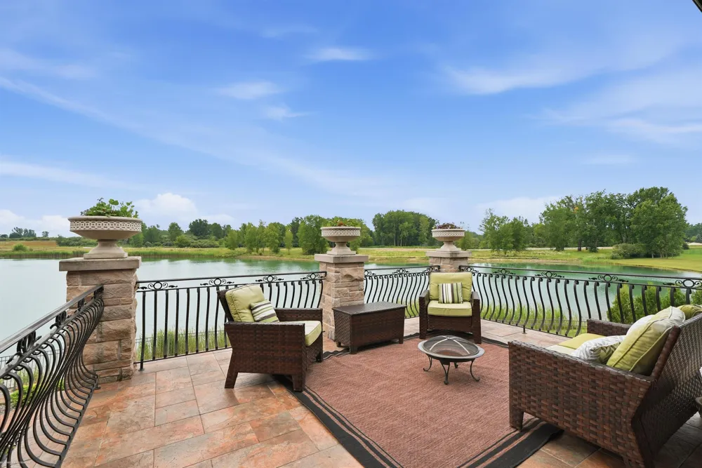 67729 Seven Lakes Court Washington Township, MI 48095