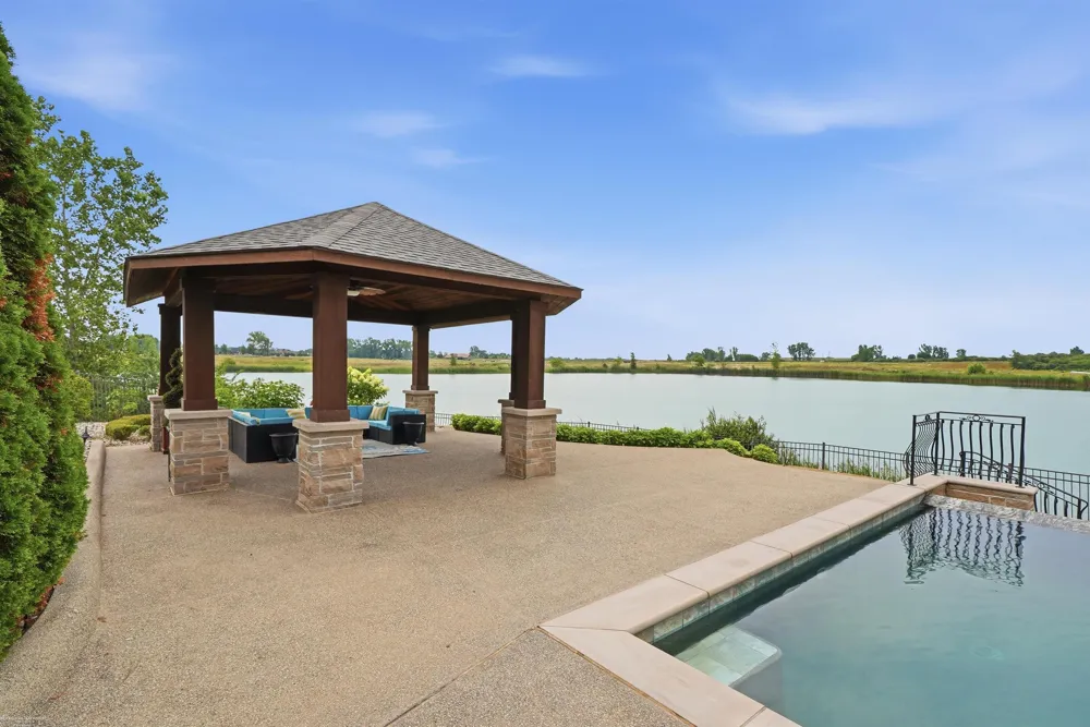 67729 Seven Lakes Court Washington Township, MI 48095