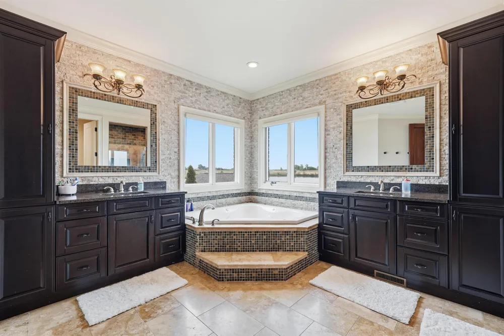 67729 Seven Lakes Court Washington Township, MI 48095
