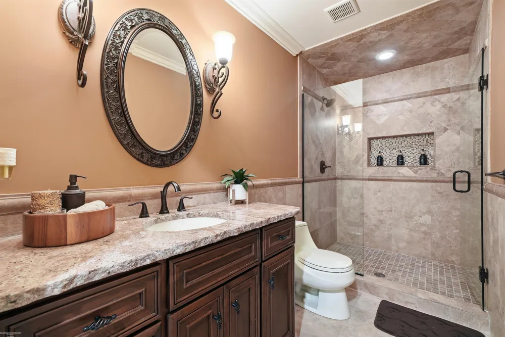 67729 Seven Lakes Court Washington Township, MI 48095