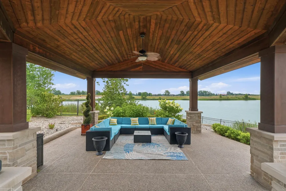 67729 Seven Lakes Court Washington Township, MI 48095
