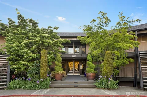 1425 S Puget Drive #213