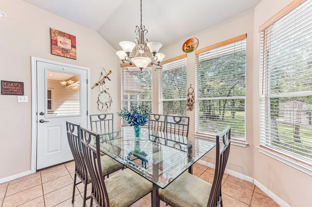 109 Elm Wood Drive Elgin, TX 78621