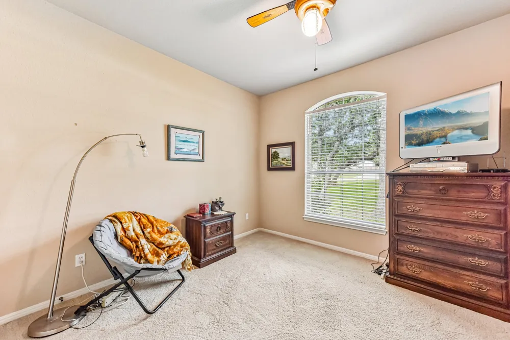 109 Elm Wood Drive Elgin, TX 78621