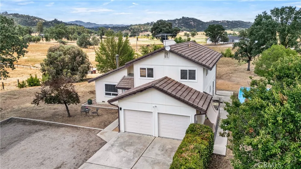 50380 Adobe Place Lockwood, CA 93932