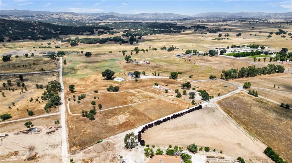 50380 Adobe Place Lockwood, CA 93932