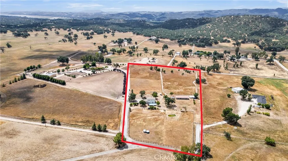 50380 Adobe Place Lockwood, CA 93932