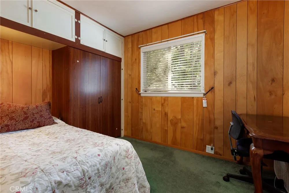 29288 Lake View Cedar Glen, CA 92321