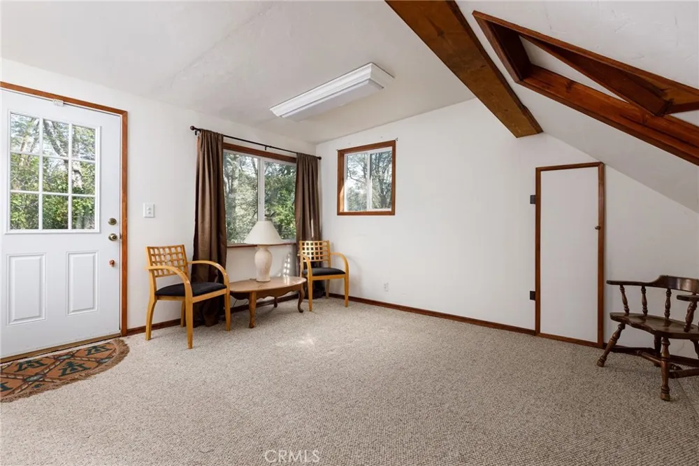 29288 Lake View Cedar Glen, CA 92321
