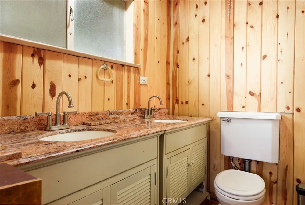 29288 Lake View Cedar Glen, CA 92321