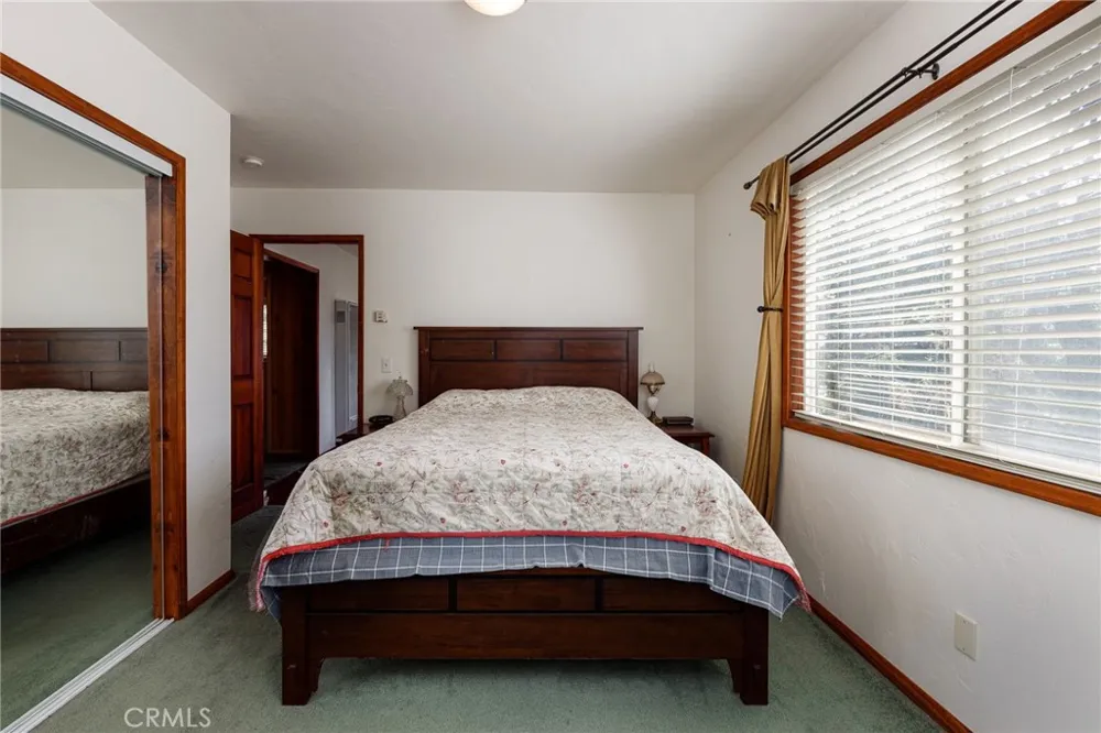 29288 Lake View Cedar Glen, CA 92321