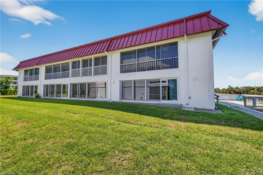 1610 Middle Gulf Drive #F2 Sanibel, FL 33957