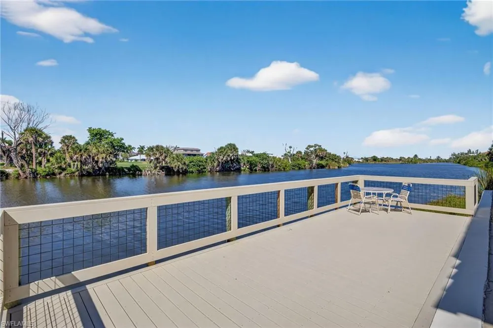 1610 Middle Gulf Drive #F2 Sanibel, FL 33957
