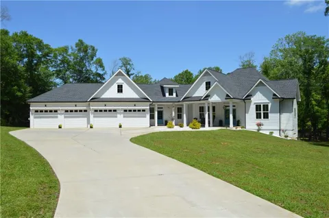 8 Ripplewood Trail