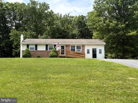12394 LORD FAIRFAX HIGHWAY