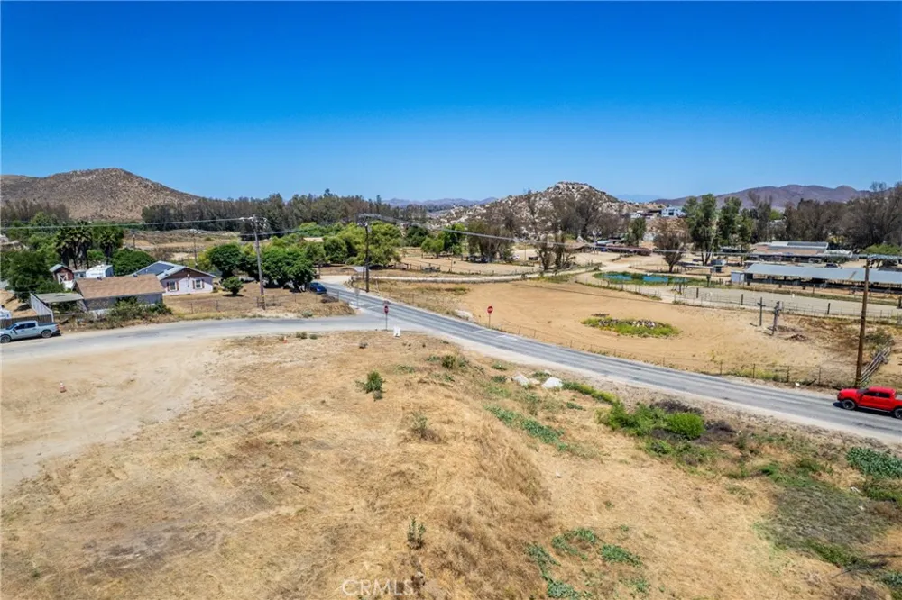 Hawthorne Menifee, CA 92584