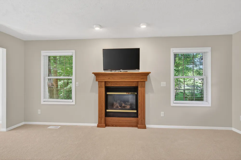 2073 Elwood Boulevard Spring Arbor, MI 49283
