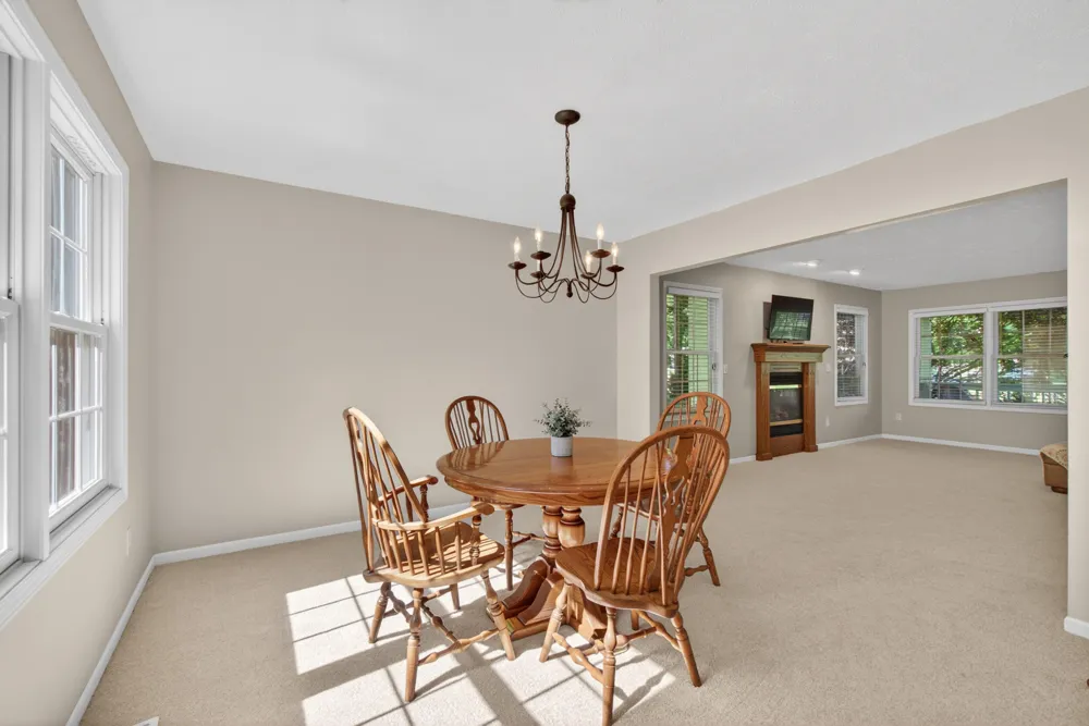 2073 Elwood Boulevard Spring Arbor, MI 49283