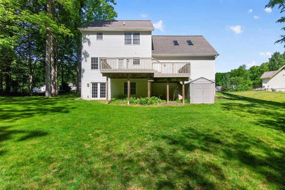 2073 Elwood Boulevard Spring Arbor, MI 49283