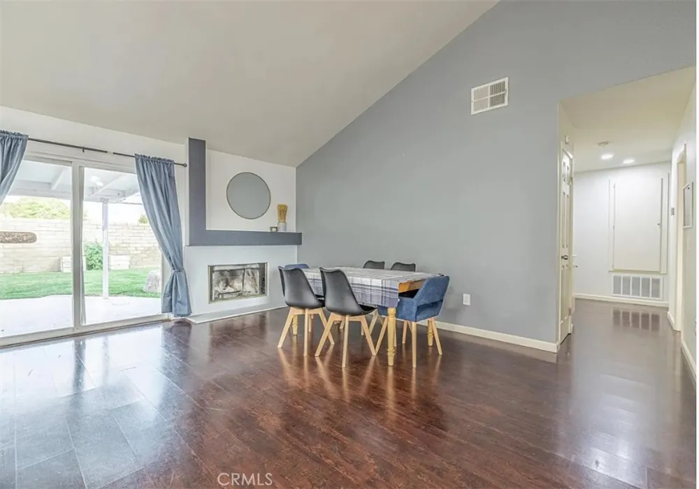 37526 Rose Street Palmdale, CA 93552