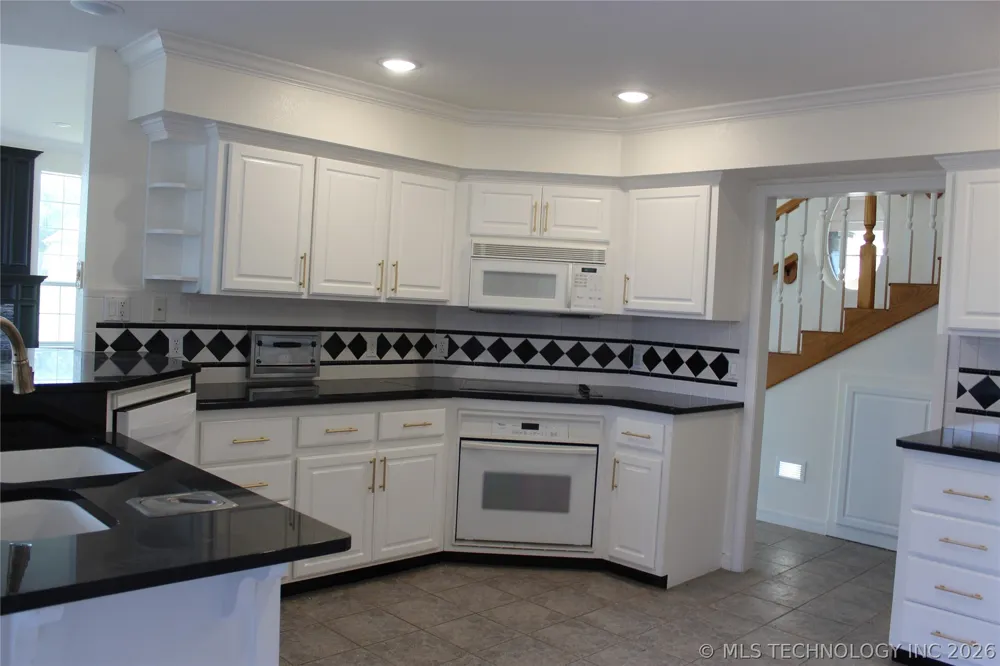 311 Larsh Ada, OK 74820
