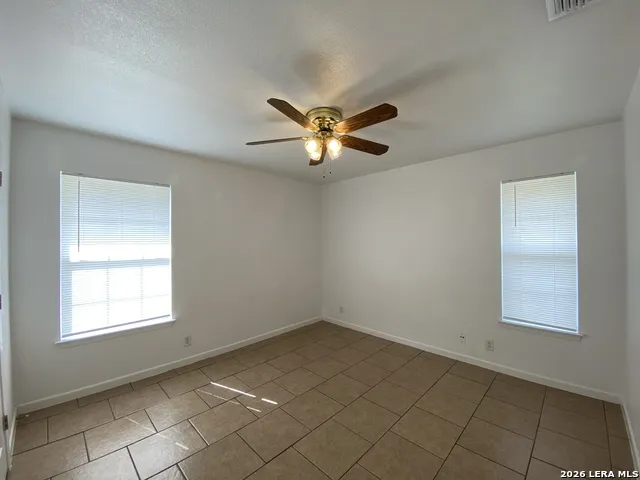 1207 & 1209 W GOODWIN ST Pleasanton, TX 78064