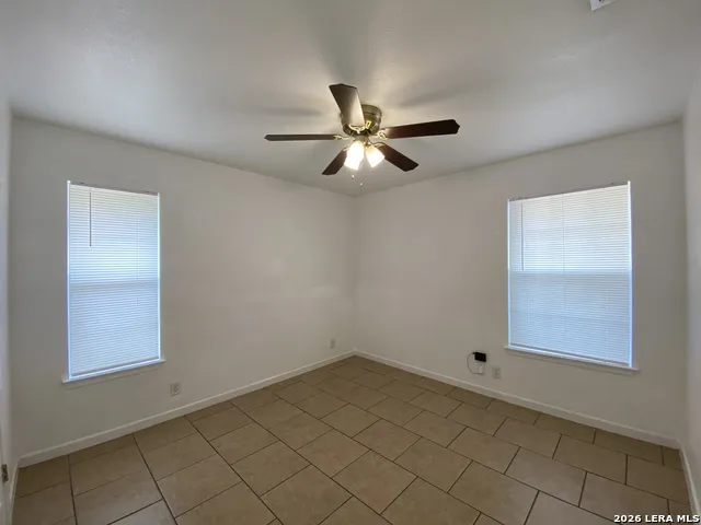 1207 & 1209 W GOODWIN ST Pleasanton, TX 78064