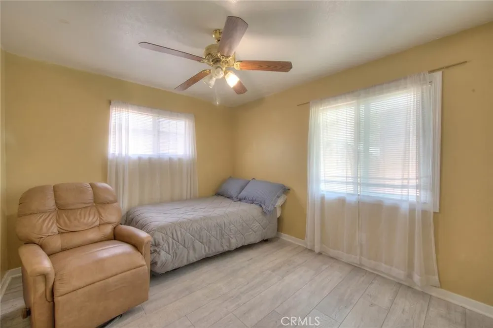 22676 Genova Laguna Hills, CA 92653