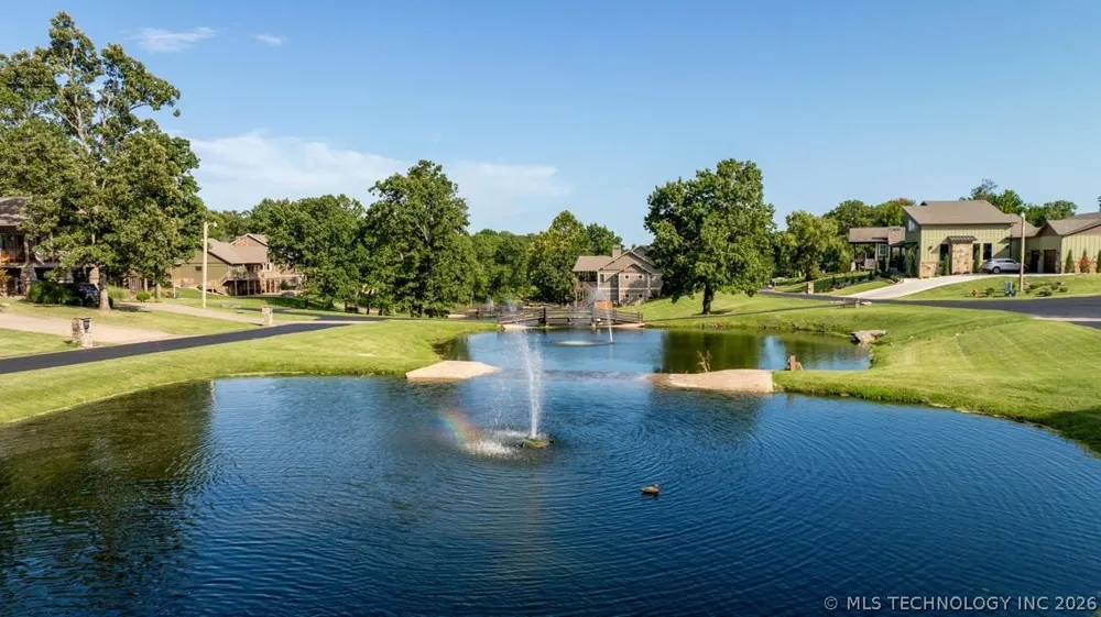 14 Upper Waterfall Road Grove, OK 74344