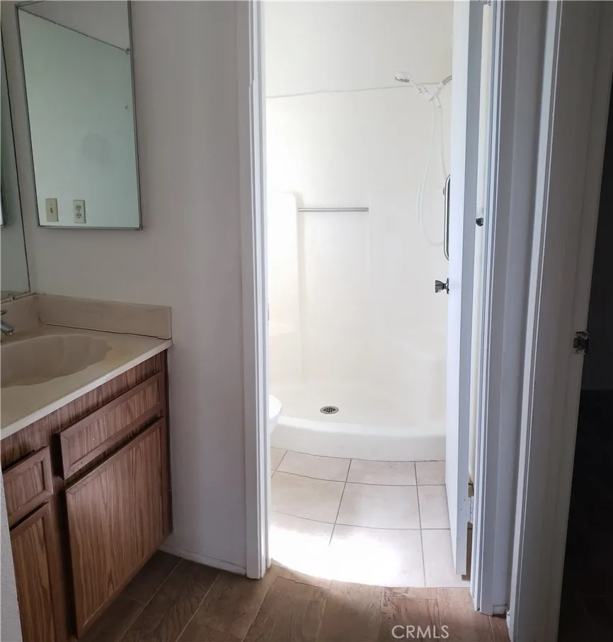 1964 W OAKLAND AVENUE Hemet, CA 92545